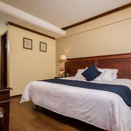 Hotel Florida Ambato Eksteriør bilde