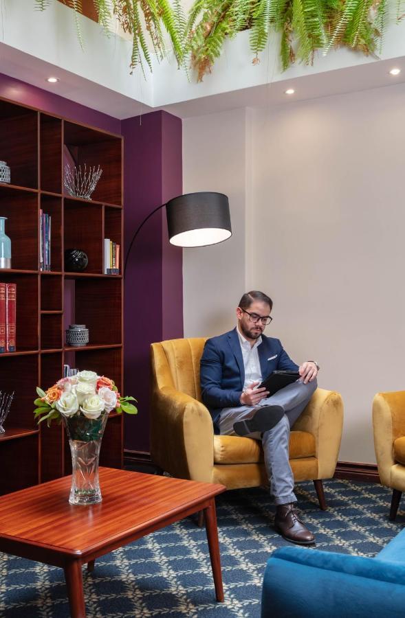 Hotel Florida Ambato Eksteriør bilde